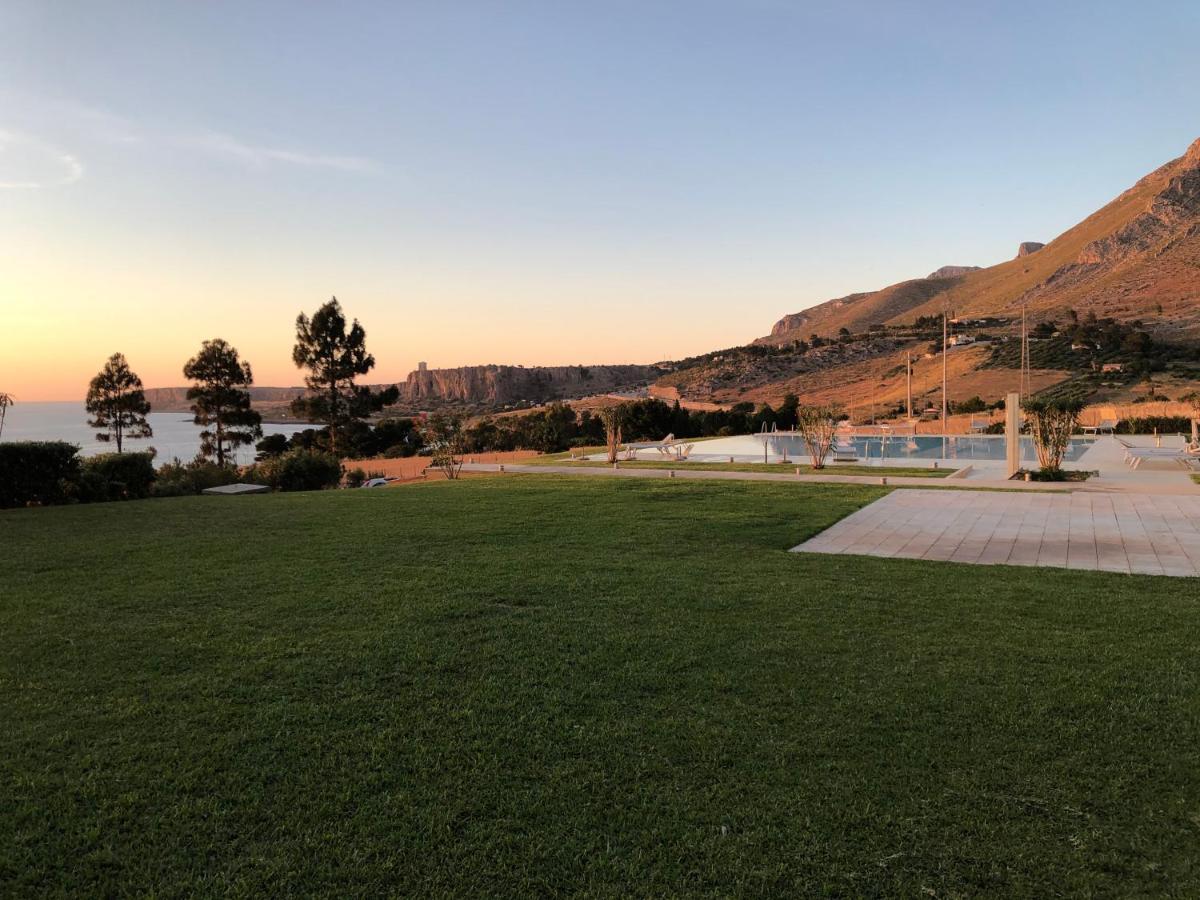 Cala Azzurra Macari Bed And Breakfast And Holidays House Buitenkant foto