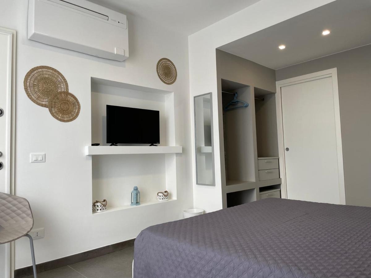 Cala Azzurra Macari Bed And Breakfast And Holidays House Buitenkant foto