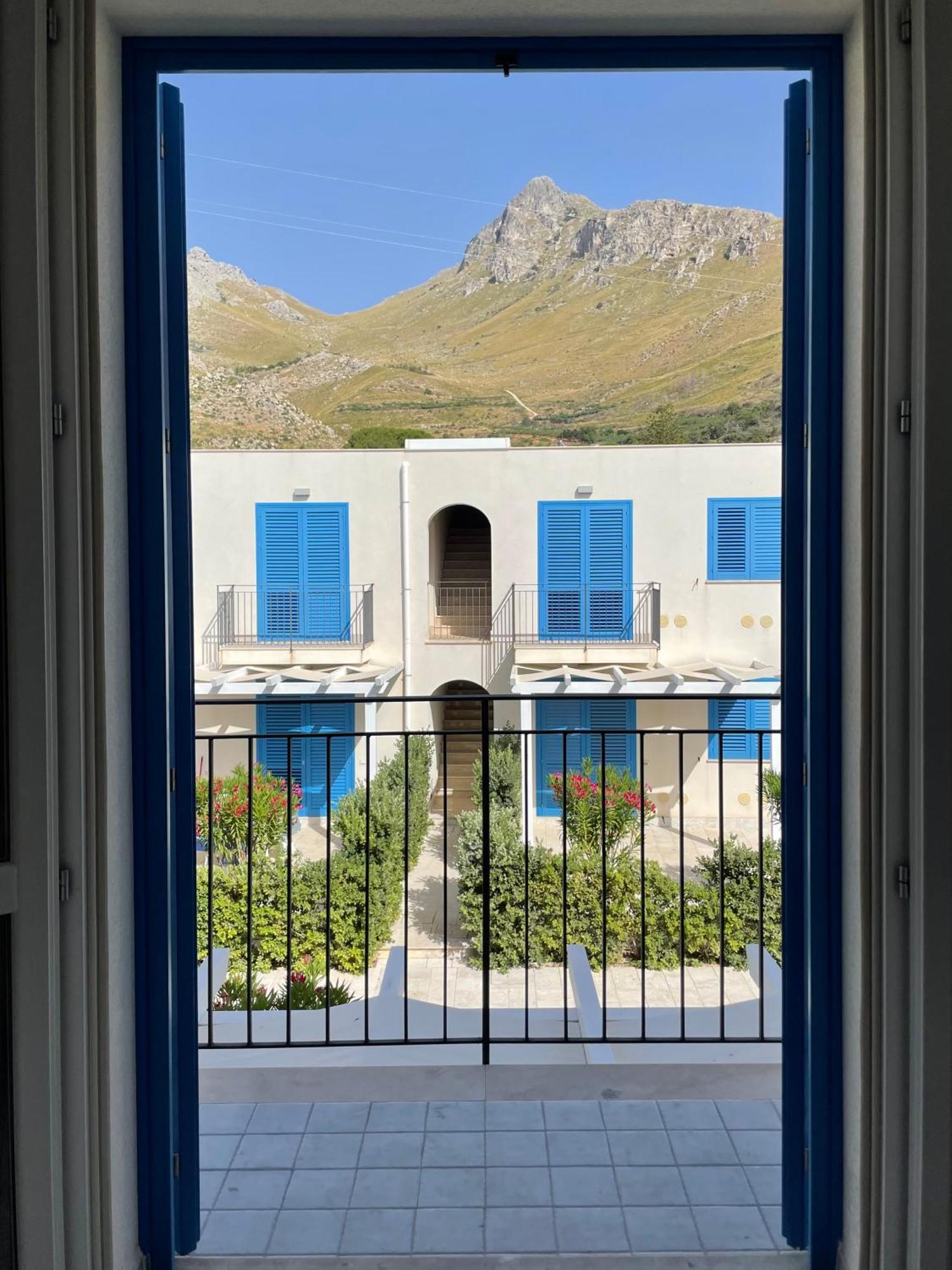 Cala Azzurra Macari Bed And Breakfast And Holidays House Buitenkant foto